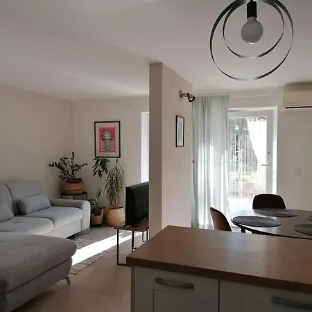 Apartment Casa Pergola *